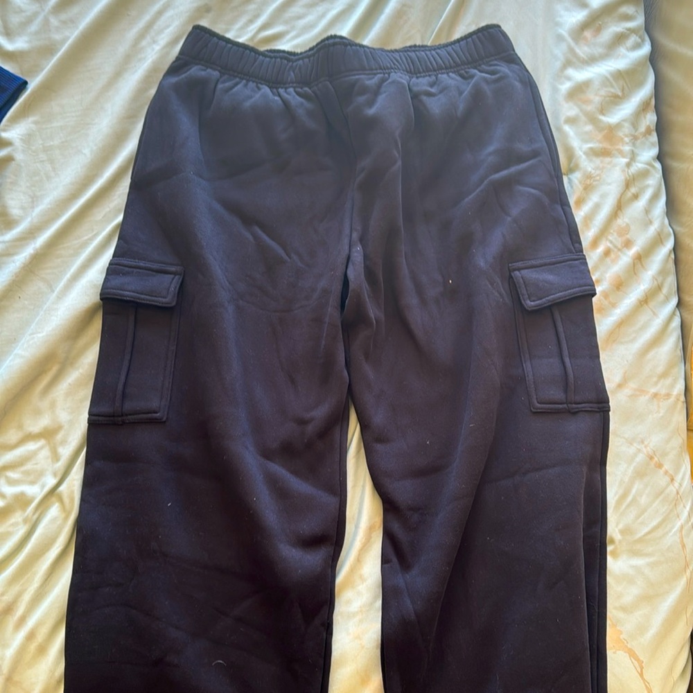 Black cargo sweats from Amazon